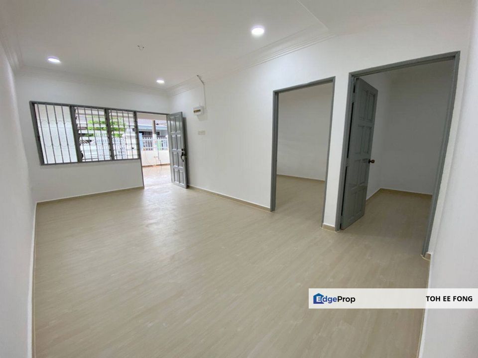 Taman Universiti @ Skudai Single Storey Low Cost House Fully Renovated Unit For Sale, Johor, Skudai