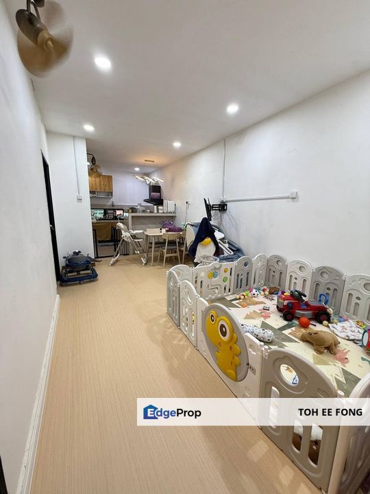 Pulai Utama Single Storey Terrace House End Lot Fully Renovated Unit For Sale, Johor, Skudai