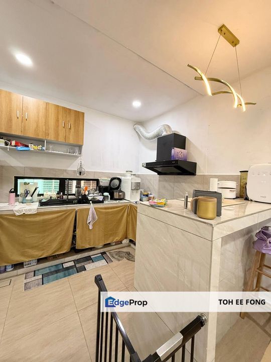 Pulai Utama Single Storey Terrace House End Lot Fully Renovated Unit For Sale, Johor, Skudai