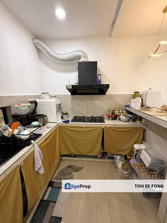 Pulai Utama Single Storey Terrace House End Lot Fully Renovated Unit For Sale, Johor, Skudai