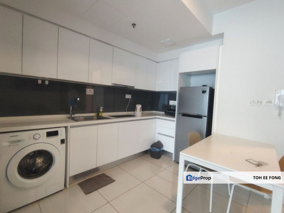 Almas Suites @ Iskandar Puteri Fully Furnished & Renovated Unit For Sale, Johor, Kota Iskandar