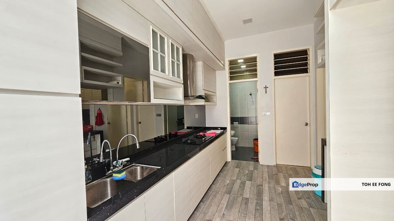 Canal Garden @ Horizon Hills 3 Storey Cluster House Fully Renovated Unit For Sale, Johor, 