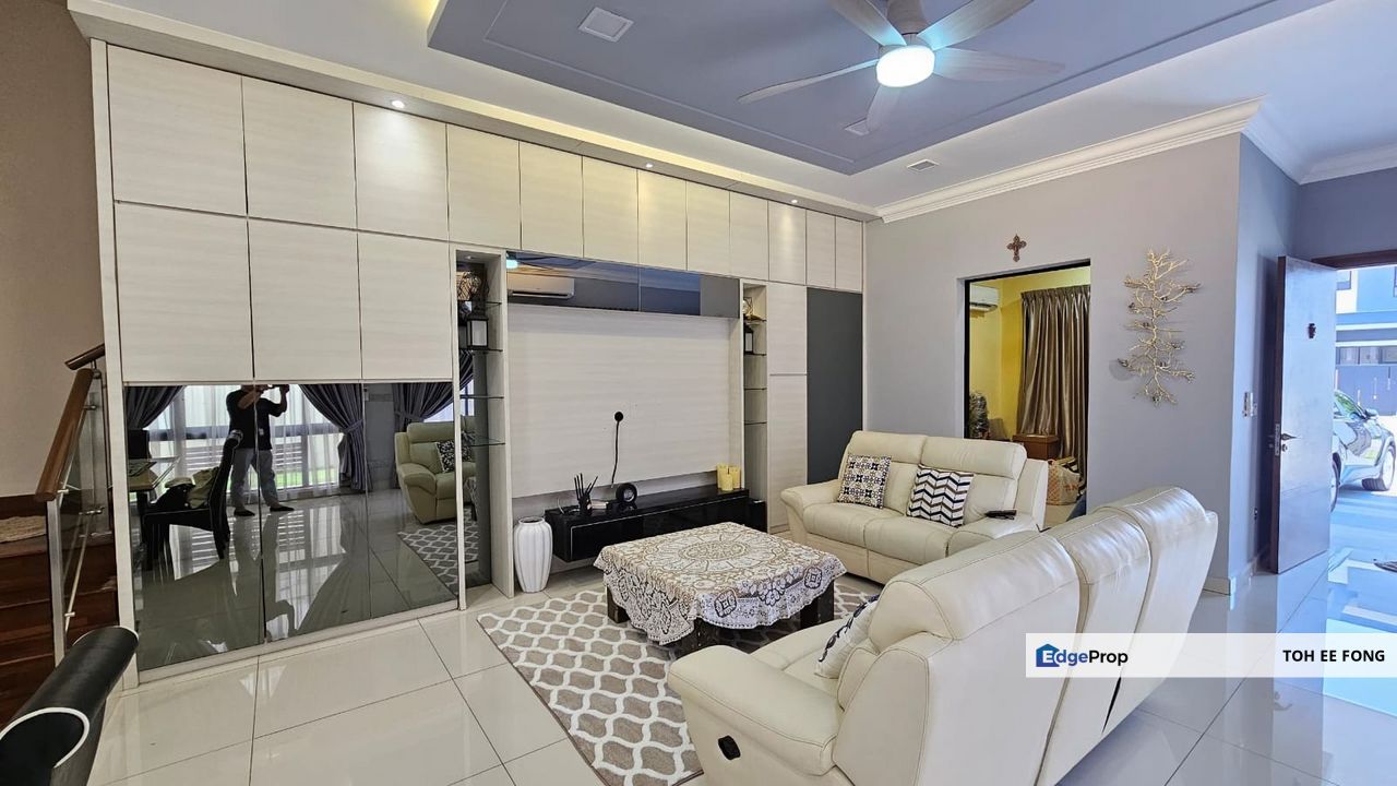 Canal Garden @ Horizon Hills 3 Storey Cluster House Fully Renovated Unit For Sale, Johor, 