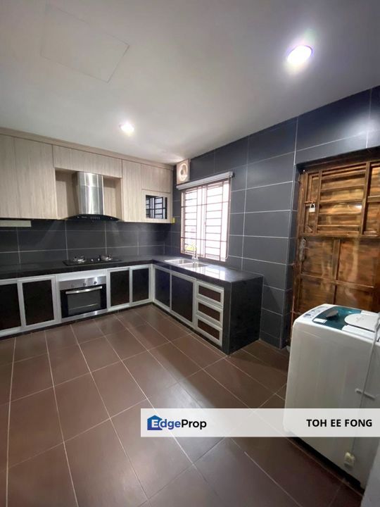 Sierra Perdana 2 Storey Terrace House End Lot Fully Renovated Unit For Sale, Johor, Masai