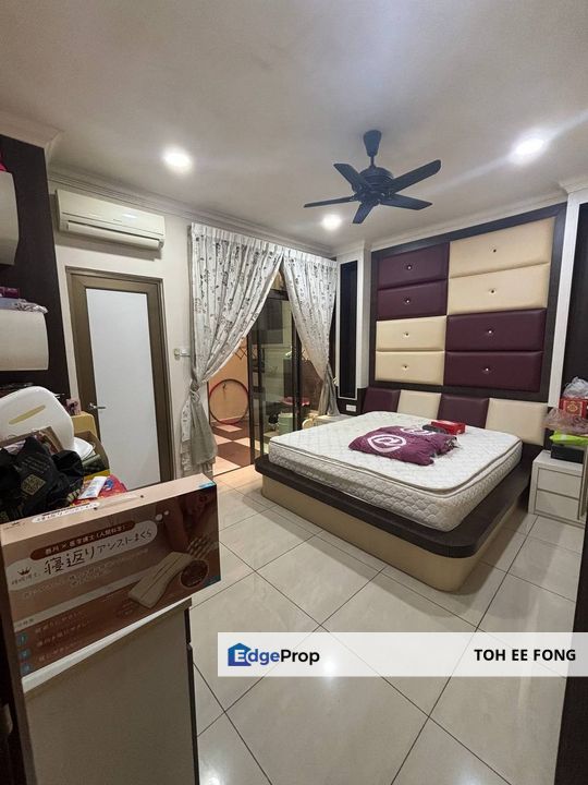 Sutera Utama 2 Storey Cluster House Renovated Unit with Private Swimming Pool For Sale, Johor, Skudai