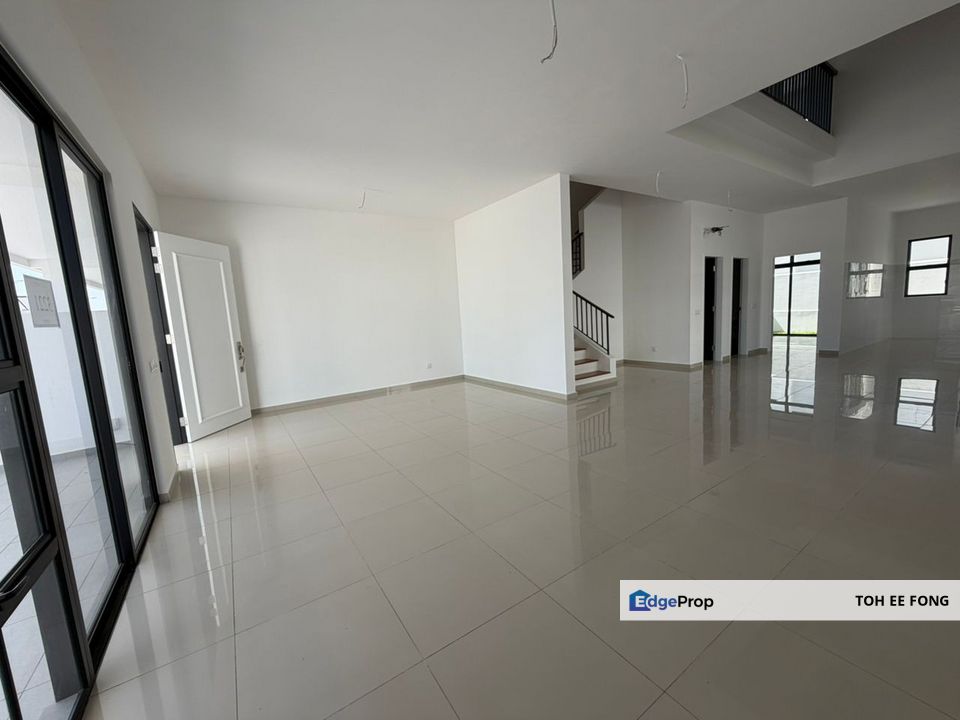 The Commune @ Eco Botanic 2 Storey Cluster House End Lot For Sale, Johor, Nusajaya