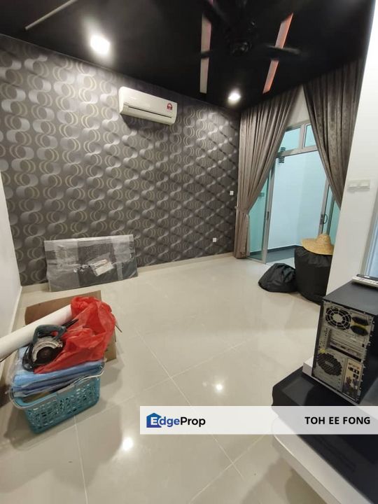 Taman Gaya 2 Storey Cluster House Fully Renovated Unit For Sale, Johor, Ulu Tiram