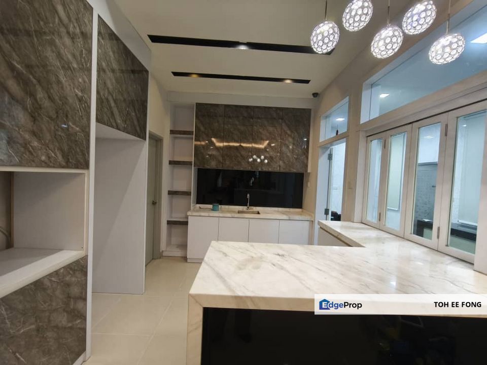 Taman Gaya 2 Storey Cluster House Fully Renovated Unit For Sale, Johor, Ulu Tiram