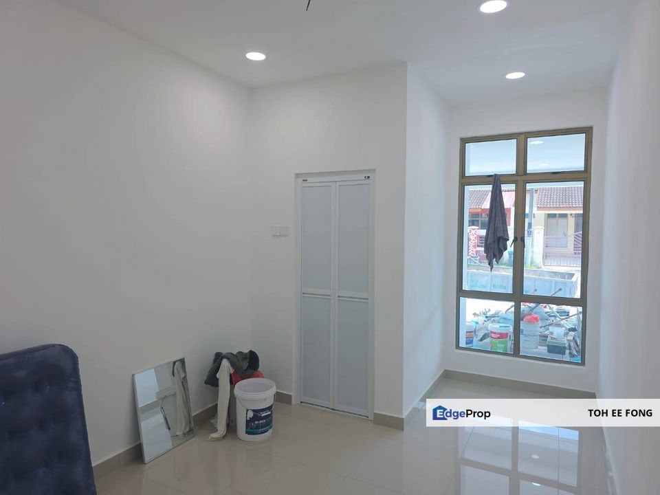 Puteri Wangsa Single Storey Terrace House Fully Renovated Unit For Sale, Johor, Ulu Tiram