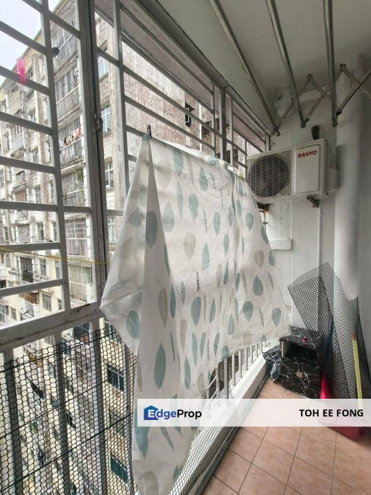 Villa Krystal Apartment @ Bandar Selesa Jaya For Sale, Johor, Skudai