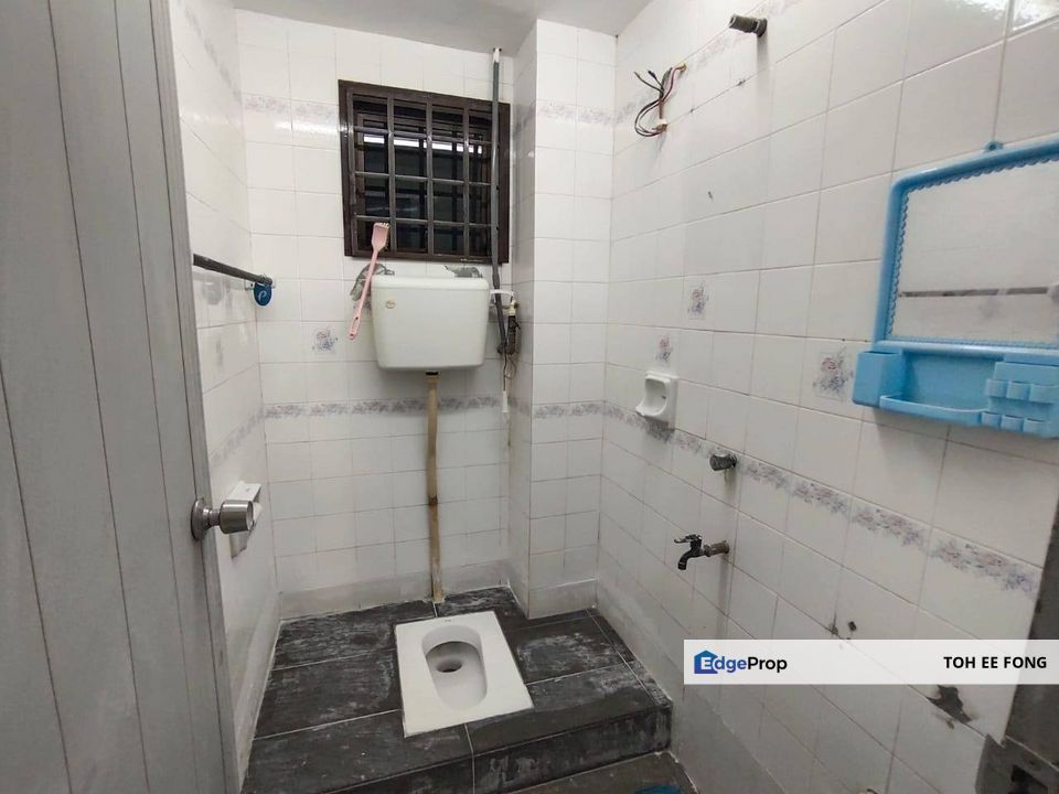 Sri Yaacob 2 Storey Medium Cost House For Sale, Johor, Skudai