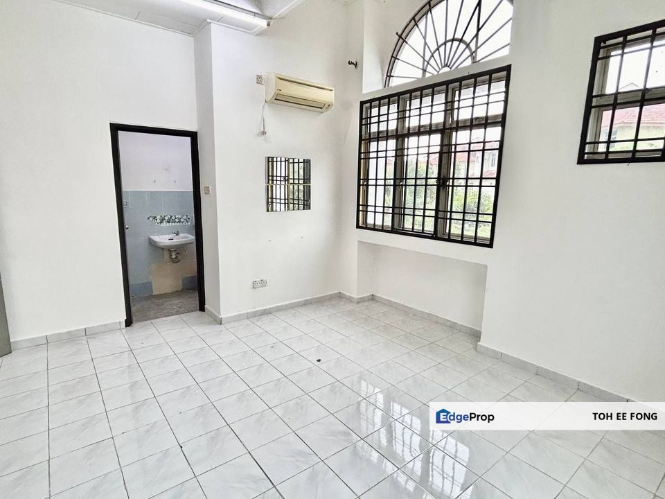 Nusa Indah 2 Storey Terrac House End Lot Unblock View Unit For Sale, Johor, Nusajaya