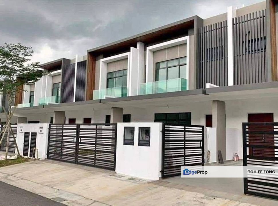 Danga Sutera 2 Storey Terrace House Fully Renovated Unit For Sale, Johor, Skudai