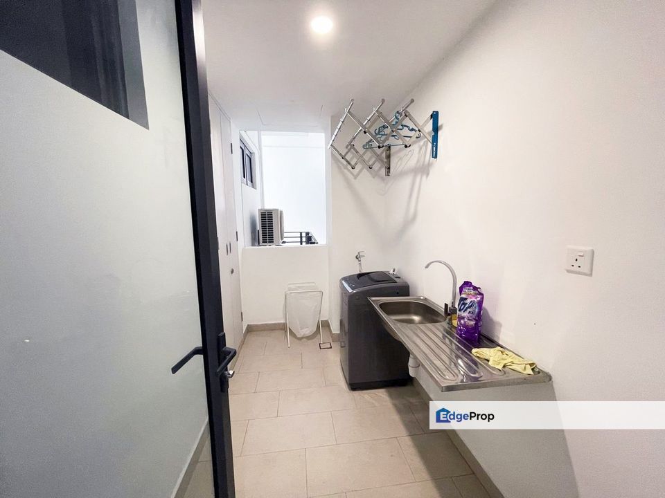 BORA RESIDENCE, JALAN DANGA 1/1, DANGA BAY FOR SALE, Johor, Johor Bahru