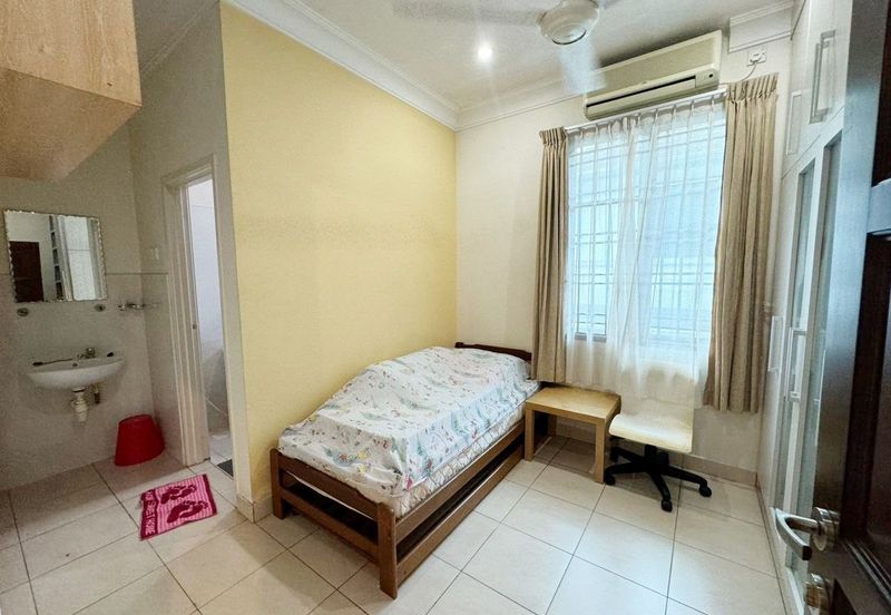 Taman Austin Heights