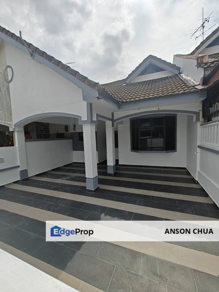 Newly Renovated Single Storey Terrace @ Taman Daya – For Sale, Selangor, Kepong