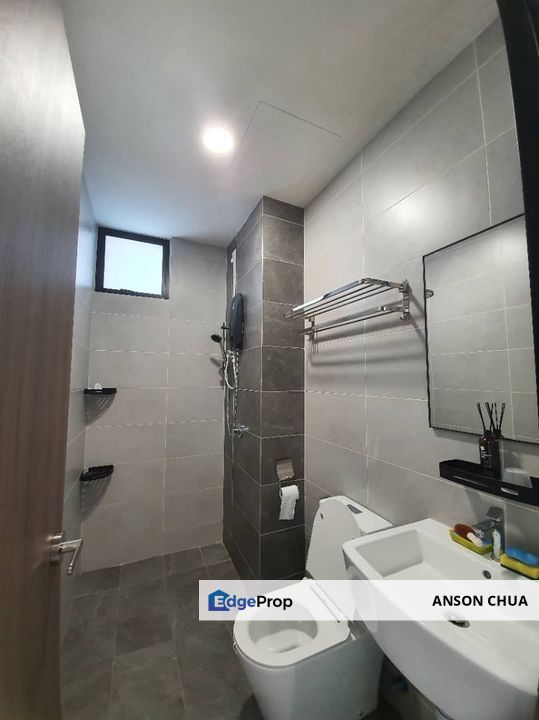 Twin Tower Residence Block B @ High-Floor Corner Studio Facing CIQ For Sale, Johor, Johor Bahru