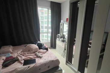 Dedaun Hijau (Greenfield Regency)