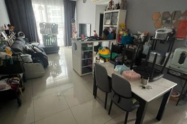 Dedaun Hijau (Greenfield Regency)