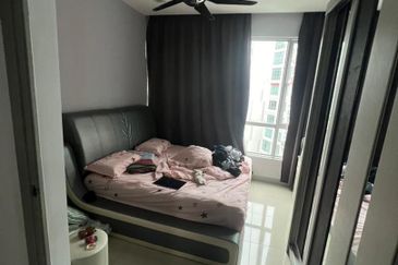 Dedaun Hijau (Greenfield Regency)