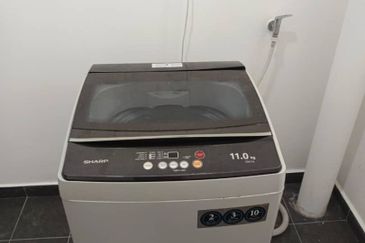 The Pinnacles (Pinnacle Tower)