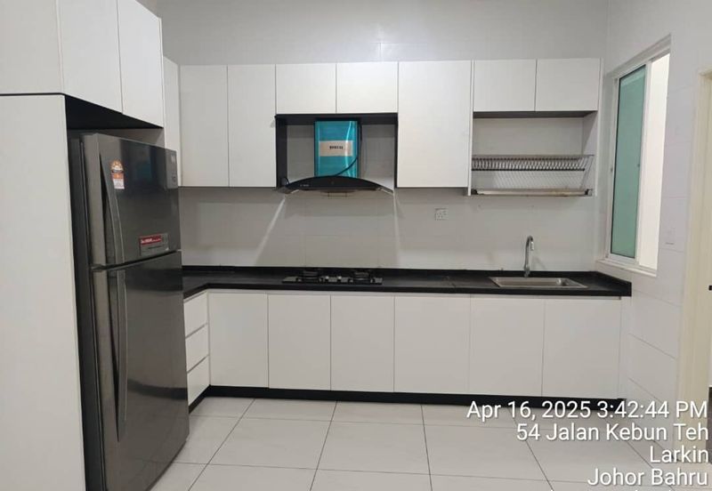 The Pinnacles (Pinnacle Tower)