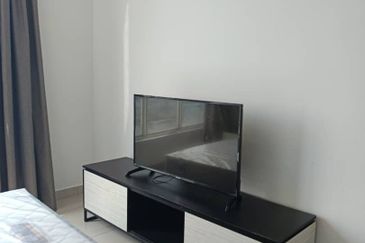 The Pinnacles (Pinnacle Tower)