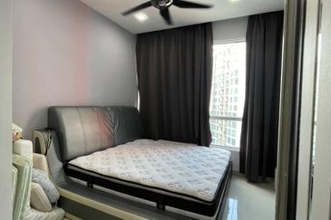 Dedaun Hijau (Greenfield Regency)