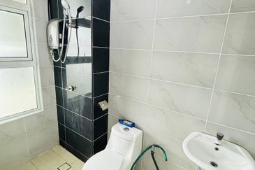 D'Carlton Seaview Residences (Seri Mega)