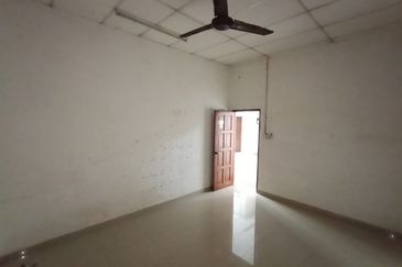 Kempas Utama Industrial Park