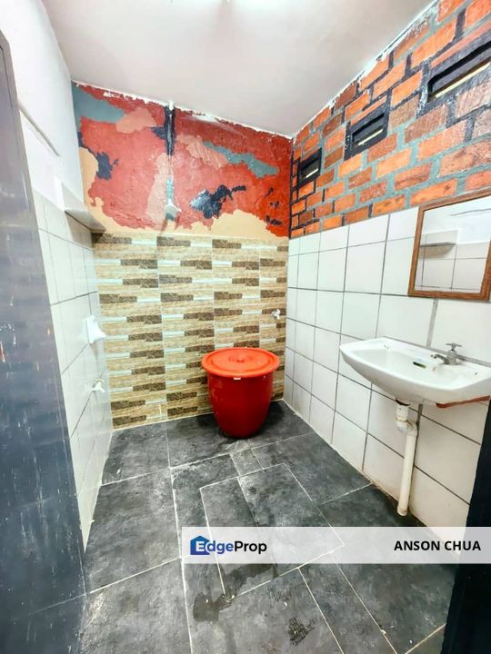 Taman Sri Skudai @ Renovated Single Storey Intermediate Terrace House For Sale, Johor, Skudai