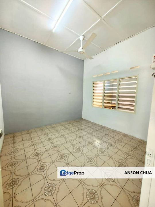 Taman Sri Skudai @ Renovated Single Storey Intermediate Terrace House For Sale, Johor, Skudai