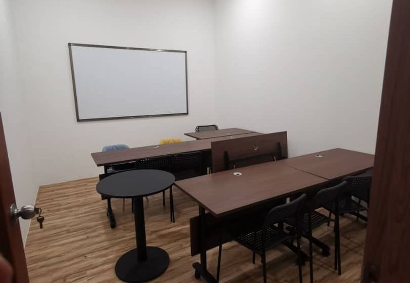 Jalan Austin Heights