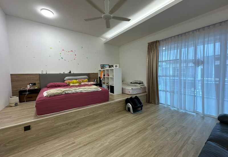 Taman Austin Heights