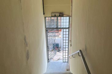 Austin Avenue @ Taman Mount Austin