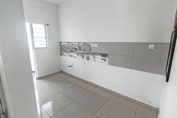 D'Carlton Seaview Residences (Seri Mega)