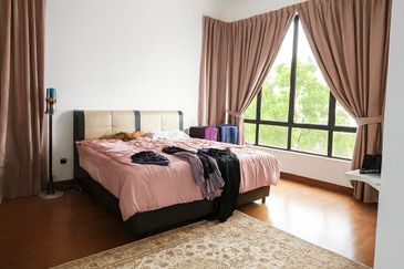 The Canal Garden South, Horizon Hills