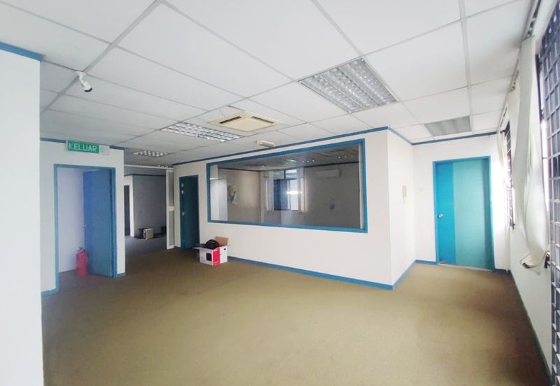 1.5 Storey Light Industri In Taman IKS Juru