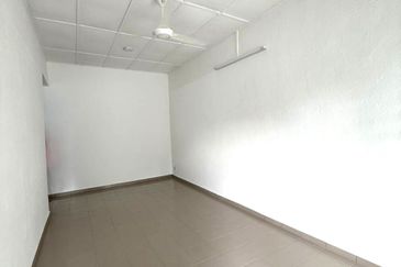 Single Storey Terrace House For Rent In - Chai Leng Park @ Butterworth