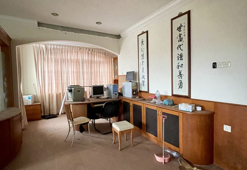 Big land 2 Storey Bungalow Bukit Tambun Penang