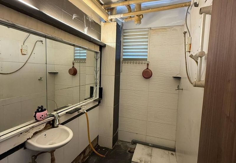 Flat Taman Plentong Utama