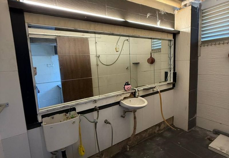 Flat Taman Plentong Utama