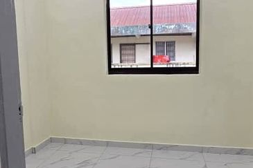 Pangsapuri Jasa, Mutiara Rini