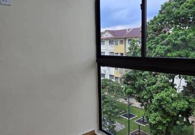 Pangsapuri Jasa, Mutiara Rini