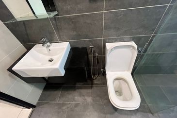 Almas @ Puteri Harbour