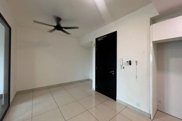 Almas @ Puteri Harbour