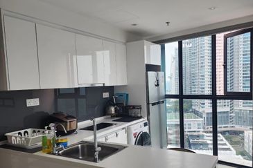 Almas @ Puteri Harbour