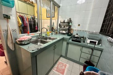 Sri Kenari Apartment