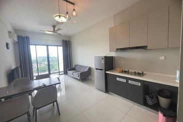 Baypoint @ Country Garden Danga Bay