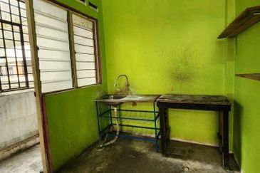 Taman Pulai Utama Flat